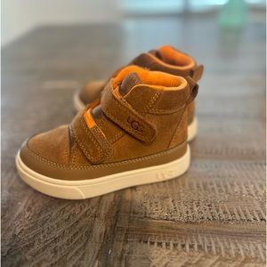 Toddler Ugg Shoes, size 8